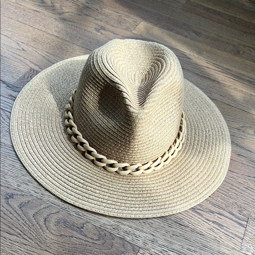 Stylish Tan Straw Hat with Chain Detail